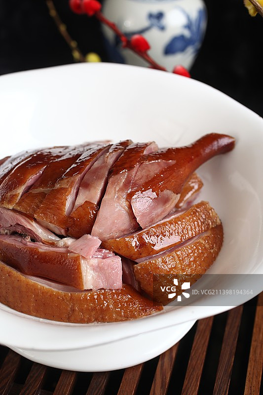 樟茶鸭，烟熏鸭，板鸭，川菜，凉菜，美食，美味，家常菜，传统菜，中餐，午餐，晚餐，传统美食，美食文化，图片素材