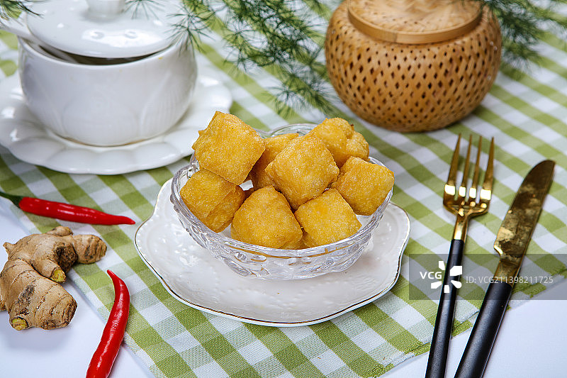 少量油豆腐图片素材