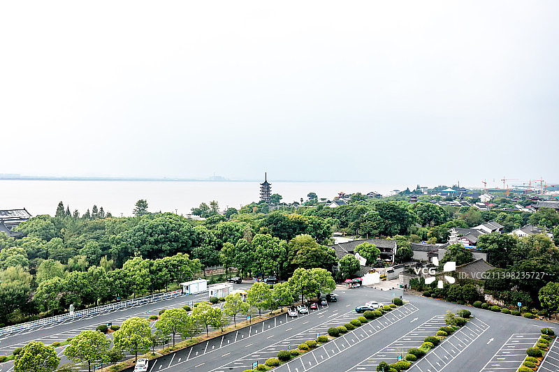 航拍嘉兴海宁盐官观潮景区鸟瞰图图片素材