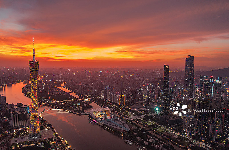广州珠江新城CBD 世纪晚霞 日落 火烧云图片素材