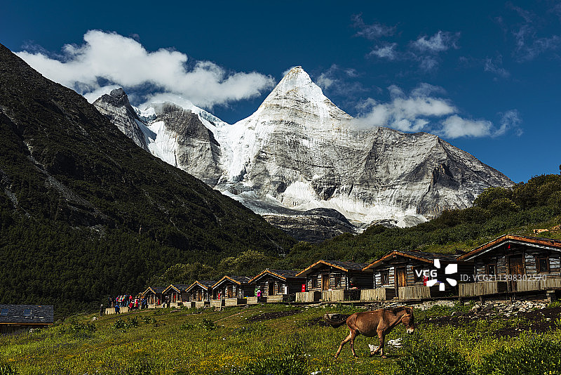 稻城亚丁央迈勇图片素材