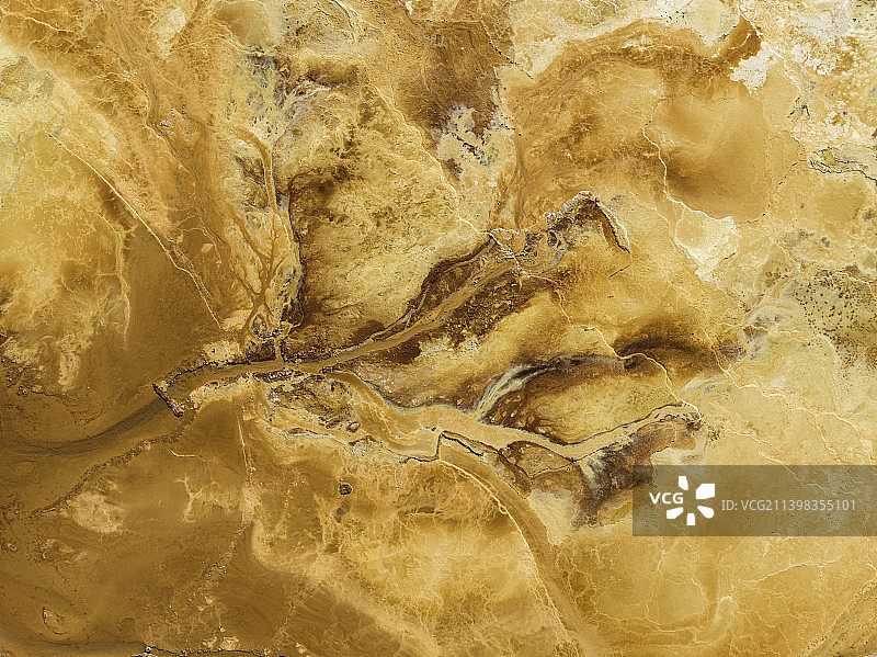 青海省茫崖市恶魔之眼艾肯泉图片素材