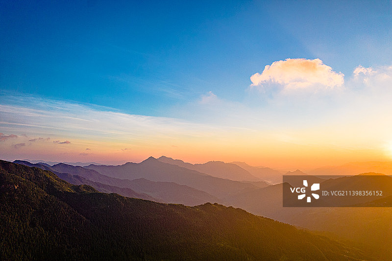 贵州黔东南榕江县月亮山风光图片素材