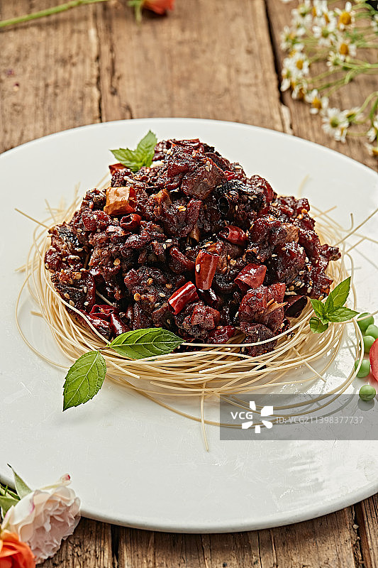 川香辣炒兔丁图片素材