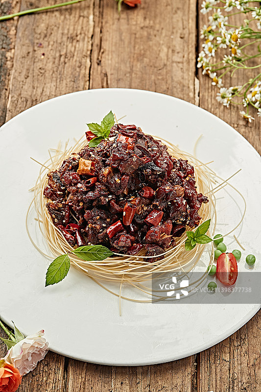 川香辣炒兔丁图片素材