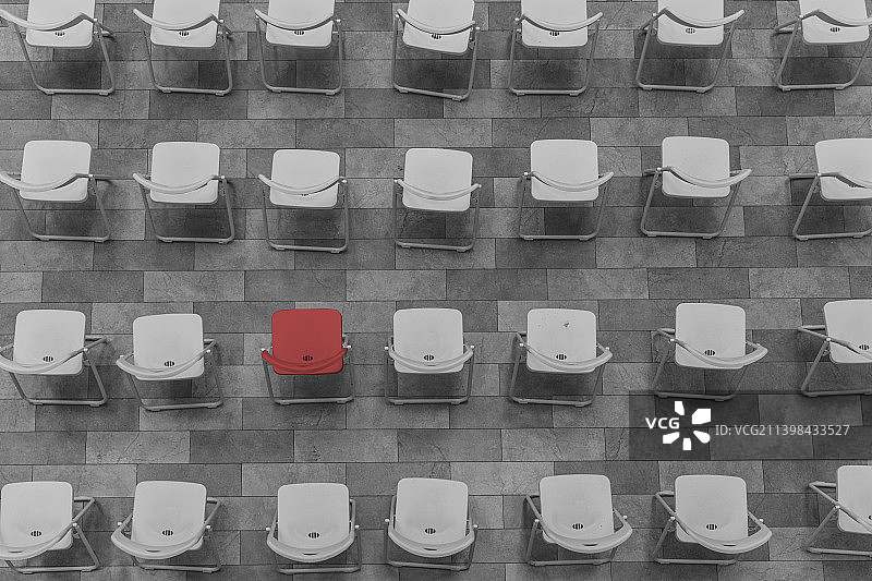 白色的椅子俯拍图片素材