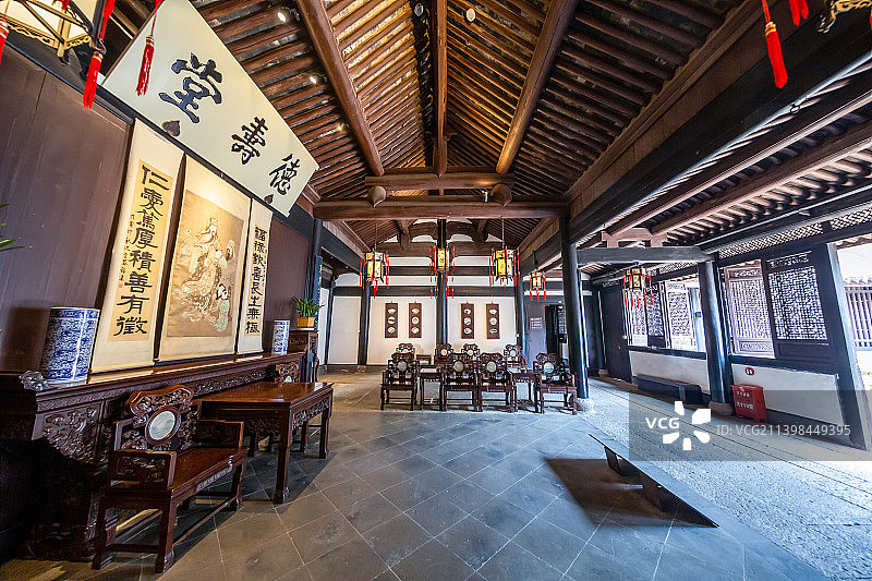 浙江绍兴鲁迅故里鲁迅祖居（周家老台门）：德寿堂（系周家接待来访宾客及举行婚丧、祭祀等大型活动的场所）图片素材