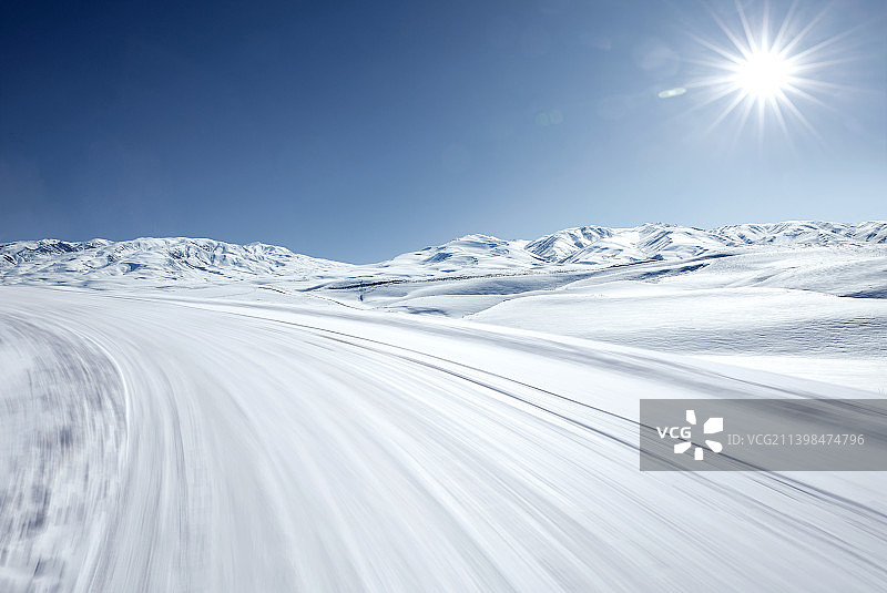 雪山道路图片素材