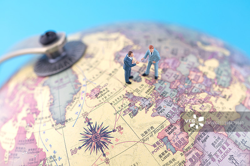 微缩创意全球贸易做生意图片素材