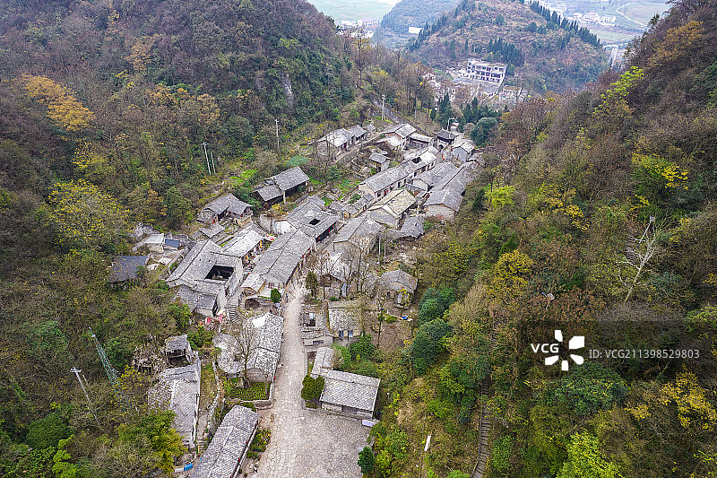航拍贵州省安顺市云峰屯堡景区图片素材