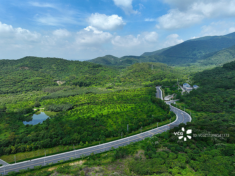 广东省东莞市清溪镇银瓶山森林公园清溪湖航拍图片素材
