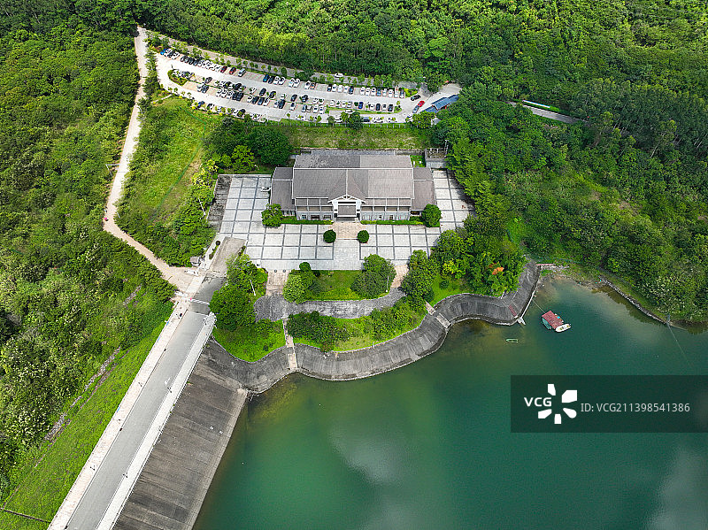 广东省东莞市清溪镇银瓶山森林公园清溪湖航拍图片素材