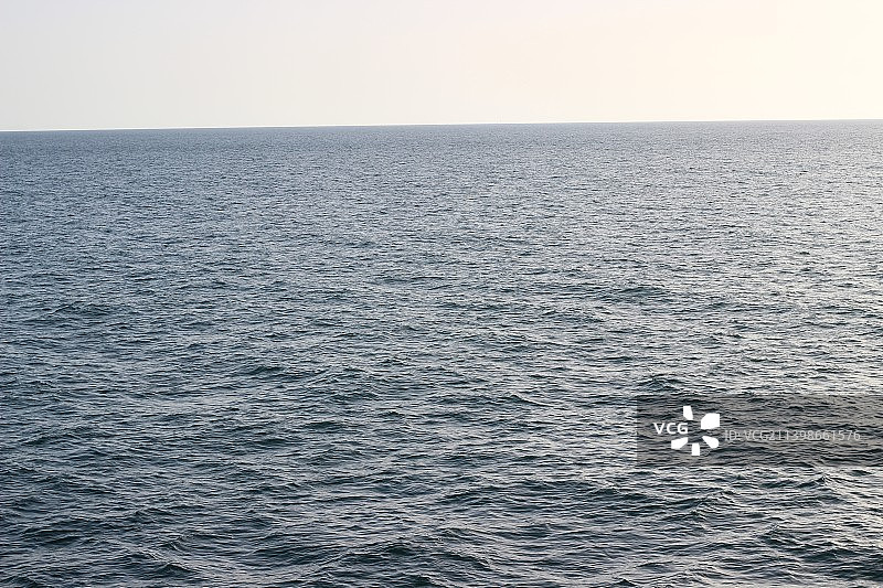 巴勒斯坦的晴朗天空海景图片素材