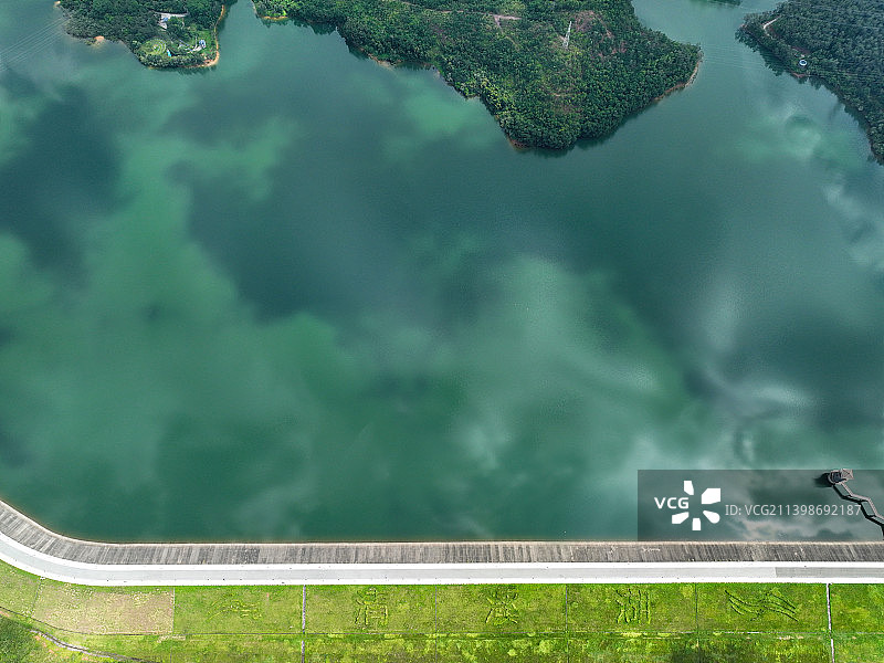 广东省东莞市清溪镇银瓶山森林公园清溪湖航拍图片素材