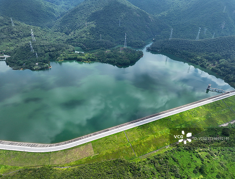 广东省东莞市清溪镇银瓶山森林公园清溪湖航拍图片素材