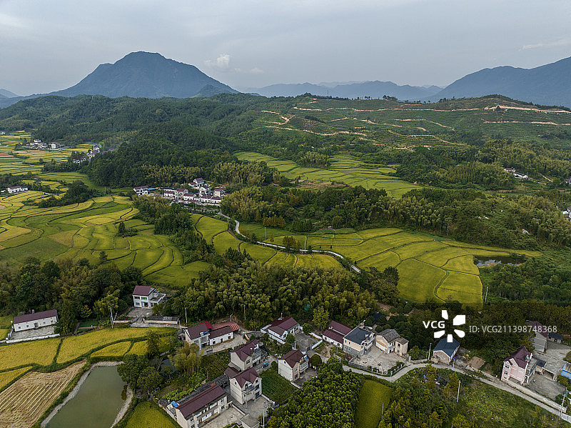 安徽省宣城市旌德县兴隆镇三山村梯田图片素材