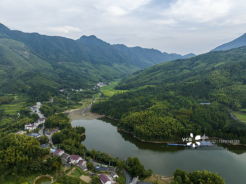 安徽省宣城市旌德县兴隆镇三山村梯田图片素材