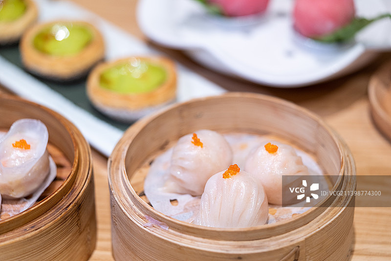 广东广州广式传统特色早茶点心大虾饺图片素材