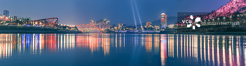 长江三江口华灯初上图片素材