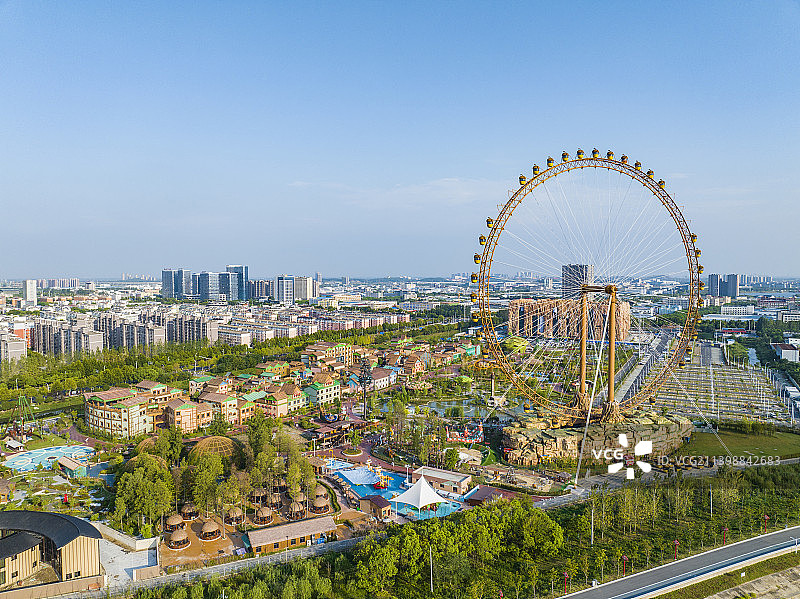 松鼠小镇三只松鼠游乐园摩天轮图片素材