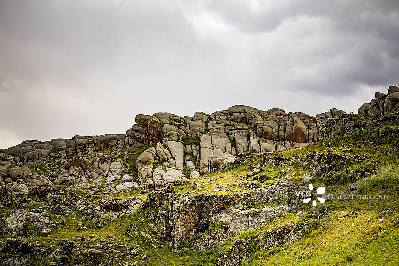 中国新疆北疆博尔塔拉阿拉山口怪石峪公园的风光图片素材