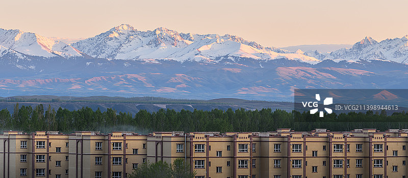 天山山脉图片素材