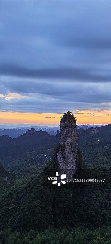 国家地质公园湖北恩施大峡谷朝天笋暮色图片素材