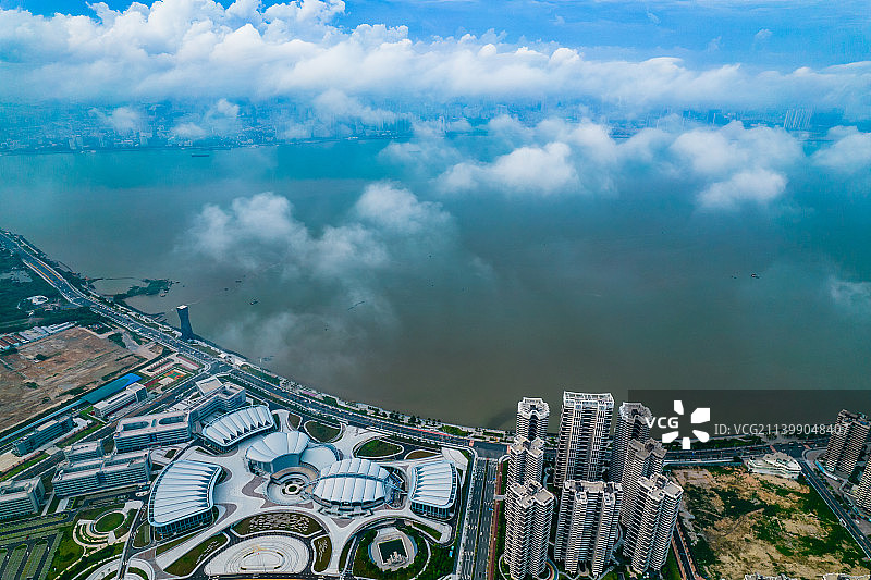 汕头市南滨路游泳跳水馆全景图片素材