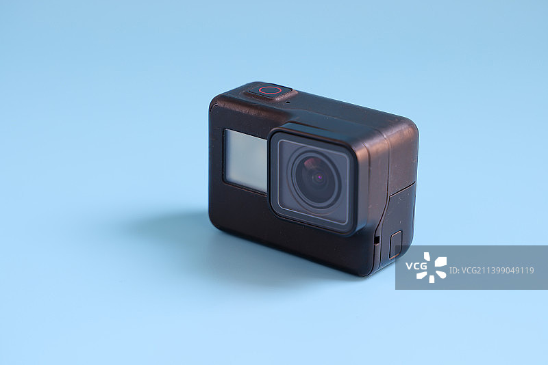 电子产品：小巧的运动相机图片素材