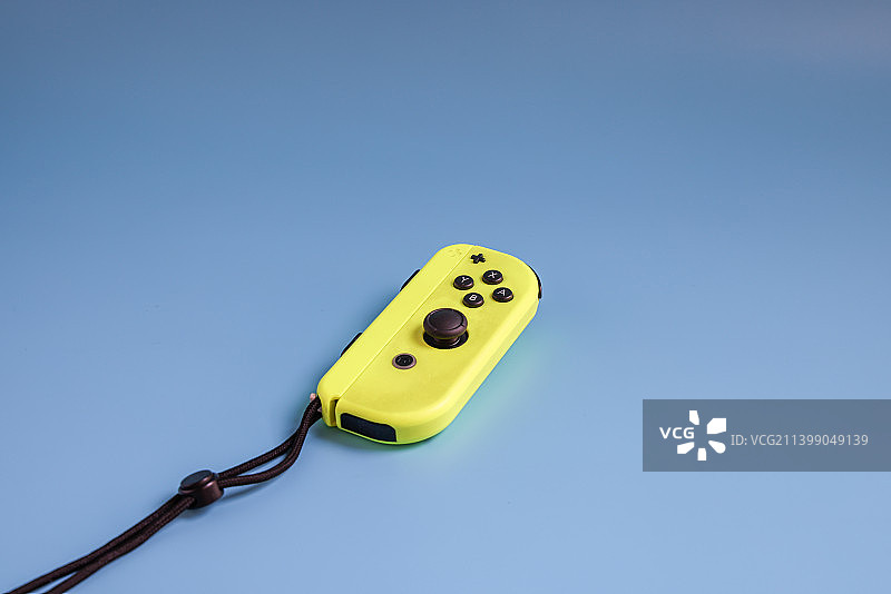 电子娱乐产品：无线体感游戏手柄图片素材