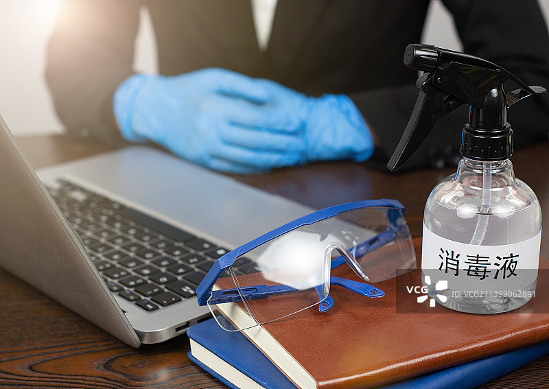 办公室工作消毒抗疫防护安全图片素材