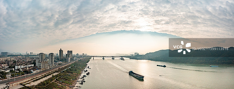 中国广东省肇庆市端州区西江图片素材