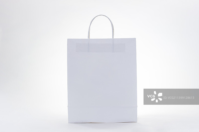 白色购物纸袋样机图片素材