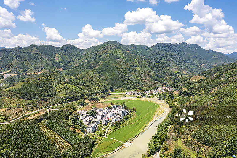 广西乐业百坭村，央视《大山的女儿》故事发生地》图片素材