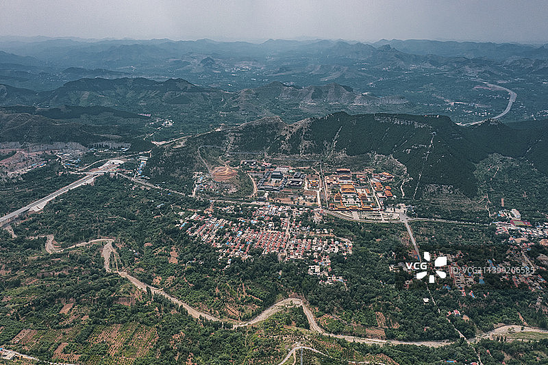 航拍山东省青州云门山寺庙风光图片素材