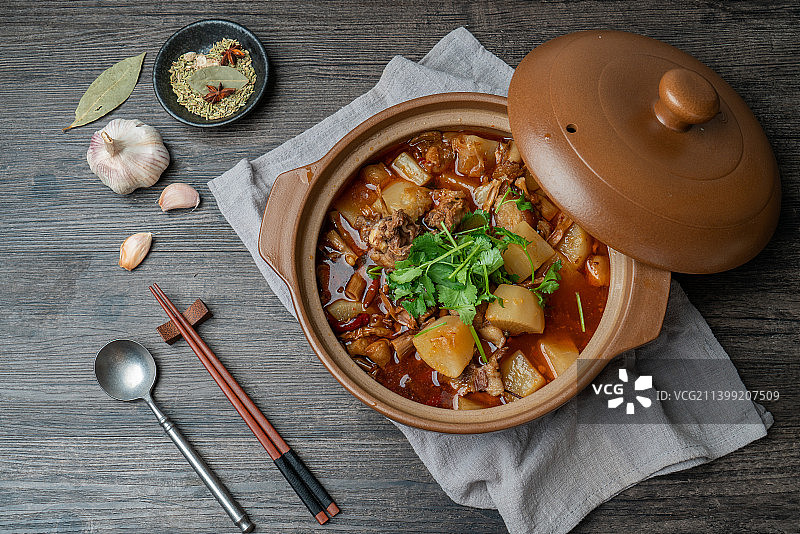 羊肉焖萝卜图片素材