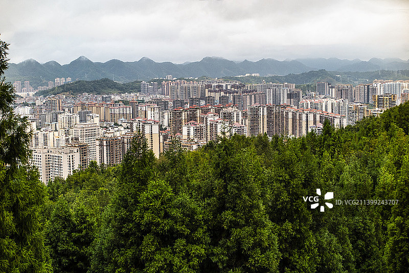 城市与公园主题，中国贵州毕节市南山公园与城市风光，浮雕故事图片素材