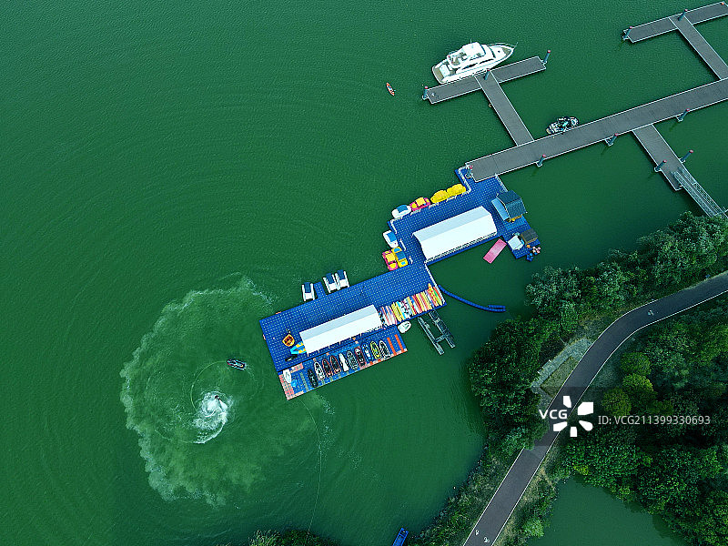 水上游乐场图片素材