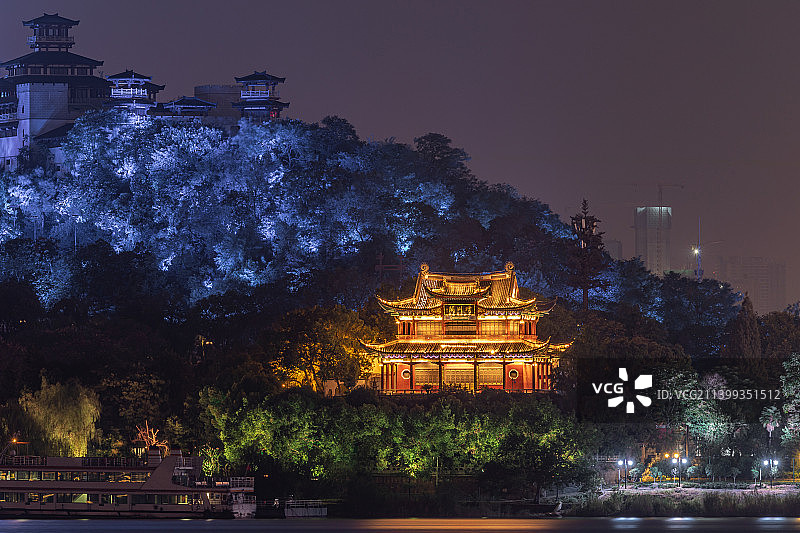 武汉市汉阳区晴川阁夜景图片素材