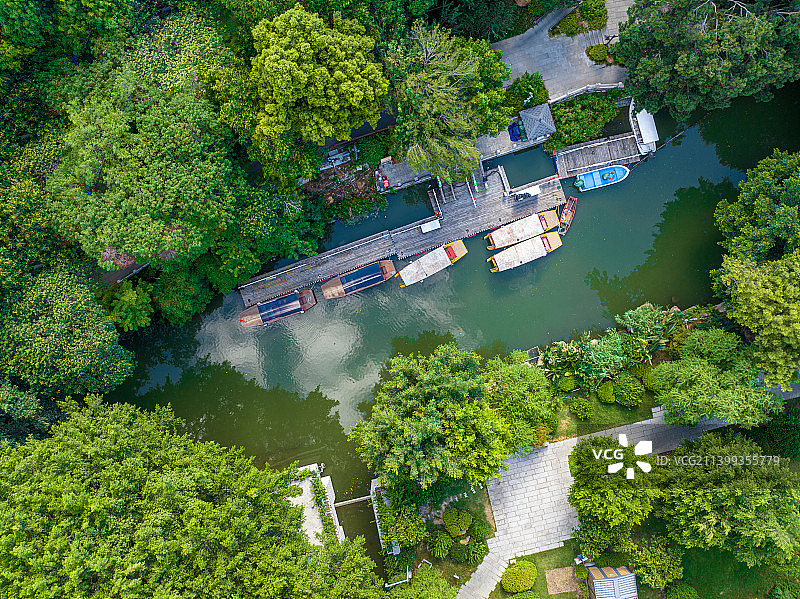 无人机视角，航拍福州白马河白马路城市风光图片素材