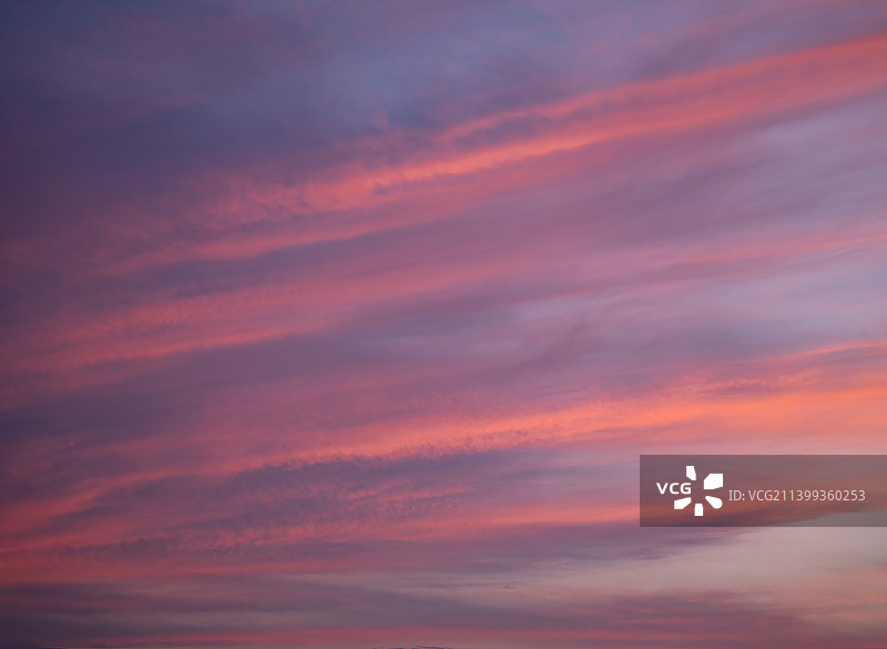 粉色天空晚霞图片素材
