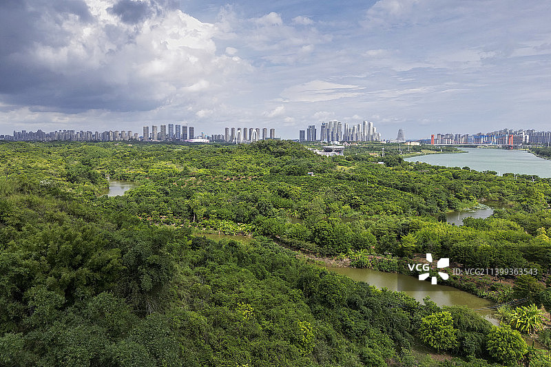 青秀山下的广西民族博物馆图片素材