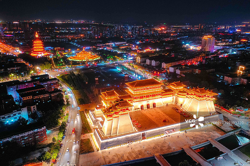 航拍河南洛阳隋唐洛阳城应天门遗址夜景灯光秀图片素材