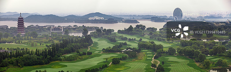 绿草如茵图片素材