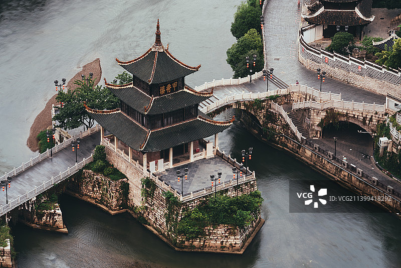 中国贵州省贵阳市甲秀楼城市风光照图片素材