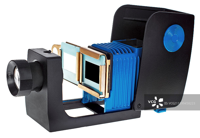 白色背景下的双筒望远镜特写，波兰图片素材