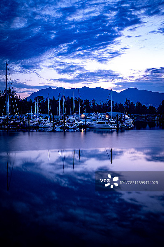 日落时海天相映的风景图片素材