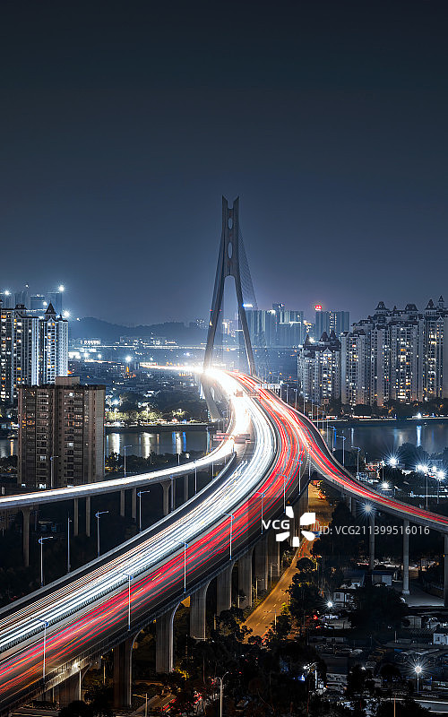 鹤洞大桥车轨图片素材