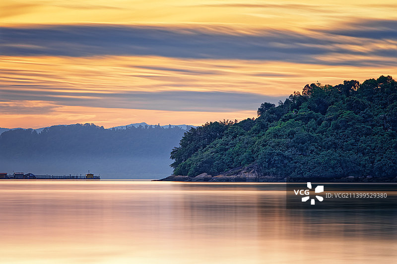 槟城的日落湖景，马来西亚图片素材