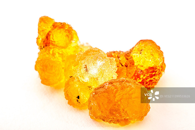 色泽金黄的桃胶图片素材